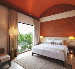 Deluxe Room - 1 Double Bed 26SQM Garden view WiFi Shower